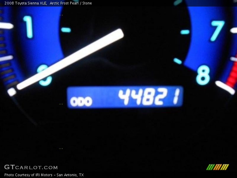 Arctic Frost Pearl / Stone 2008 Toyota Sienna XLE