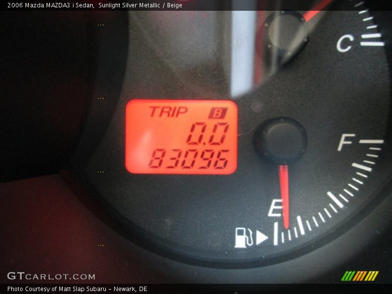 Sunlight Silver Metallic / Beige 2006 Mazda MAZDA3 i Sedan