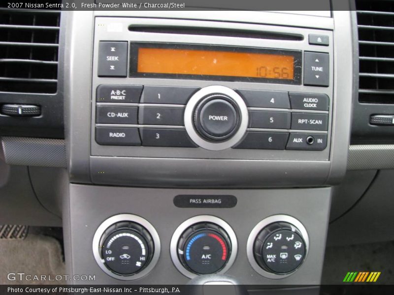 Fresh Powder White / Charcoal/Steel 2007 Nissan Sentra 2.0