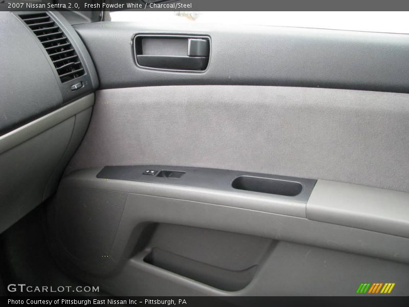Fresh Powder White / Charcoal/Steel 2007 Nissan Sentra 2.0