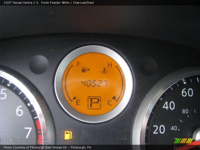 Fresh Powder White / Charcoal/Steel 2007 Nissan Sentra 2.0