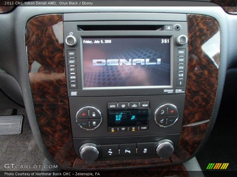 Onyx Black / Ebony 2013 GMC Yukon Denali AWD
