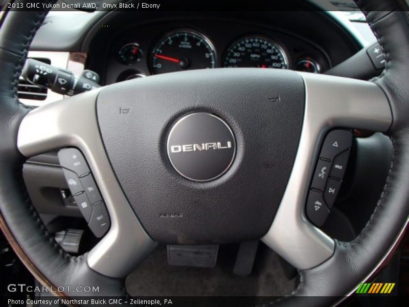 Onyx Black / Ebony 2013 GMC Yukon Denali AWD