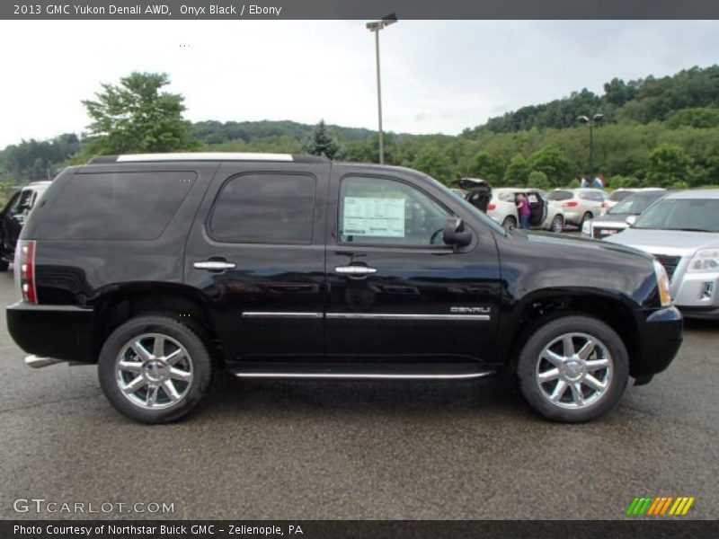 Onyx Black / Ebony 2013 GMC Yukon Denali AWD