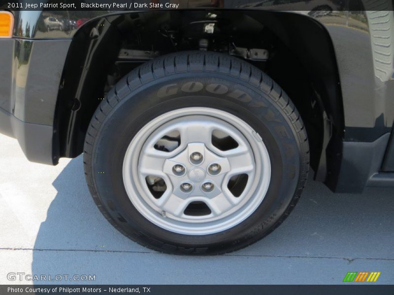 Blackberry Pearl / Dark Slate Gray 2011 Jeep Patriot Sport
