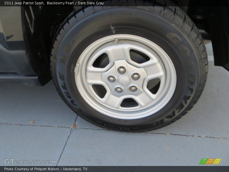 Blackberry Pearl / Dark Slate Gray 2011 Jeep Patriot Sport
