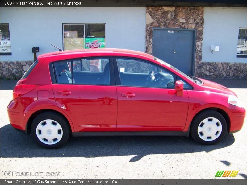 Red Alert / Charcoal 2007 Nissan Versa S
