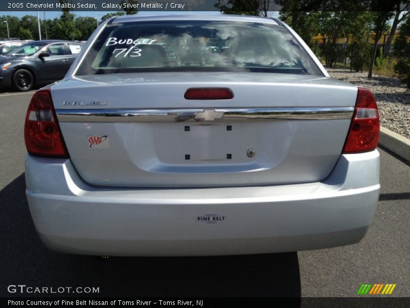 Galaxy Silver Metallic / Gray 2005 Chevrolet Malibu Sedan