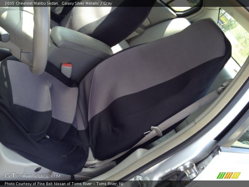 Galaxy Silver Metallic / Gray 2005 Chevrolet Malibu Sedan