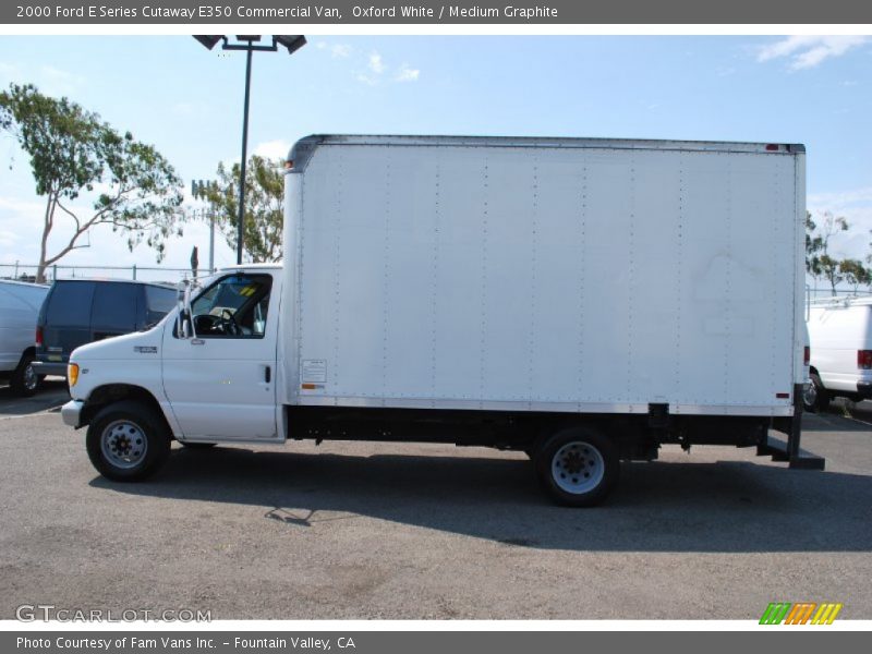 Oxford White / Medium Graphite 2000 Ford E Series Cutaway E350 Commercial Van