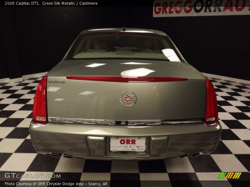 Green Silk Metallic / Cashmere 2006 Cadillac DTS