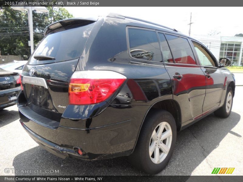 Black / Sand Beige 2010 Toyota Highlander V6 4WD