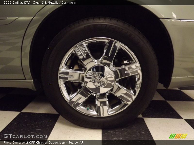 Green Silk Metallic / Cashmere 2006 Cadillac DTS