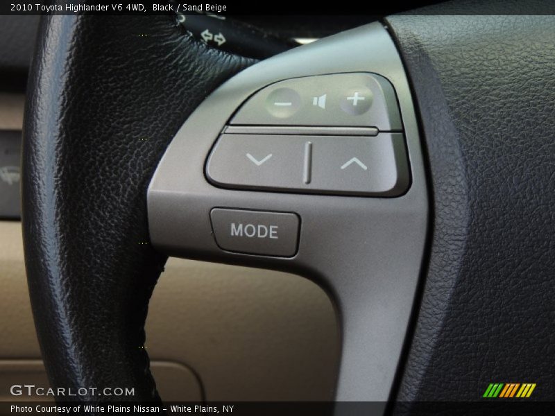 Black / Sand Beige 2010 Toyota Highlander V6 4WD