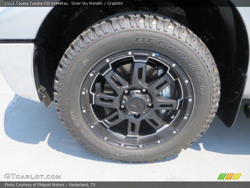 Silver Sky Metallic / Graphite 2013 Toyota Tundra TSS CrewMax