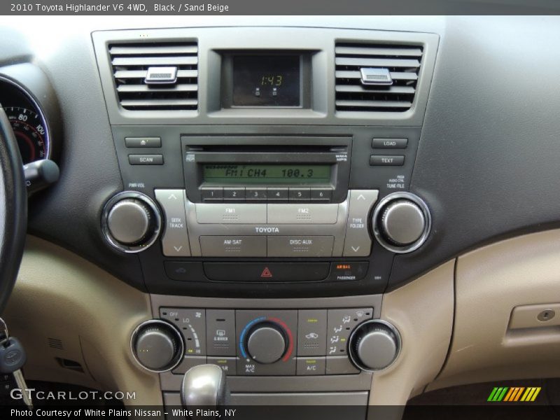 Black / Sand Beige 2010 Toyota Highlander V6 4WD