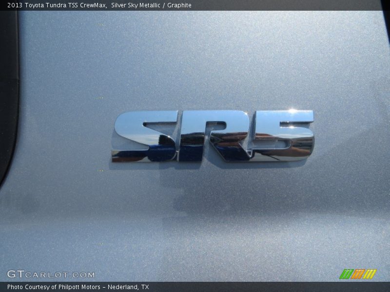 Silver Sky Metallic / Graphite 2013 Toyota Tundra TSS CrewMax