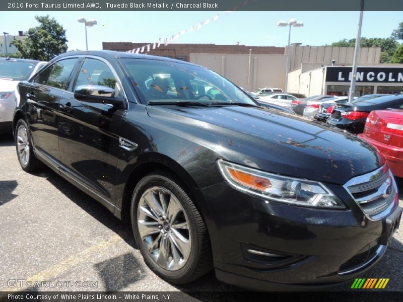 Tuxedo Black Metallic / Charcoal Black 2010 Ford Taurus Limited AWD