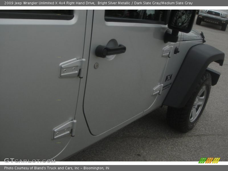 Bright Silver Metallic / Dark Slate Gray/Medium Slate Gray 2009 Jeep Wrangler Unlimited X 4x4 Right Hand Drive