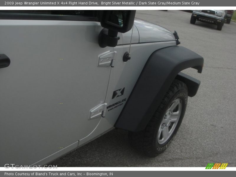 Bright Silver Metallic / Dark Slate Gray/Medium Slate Gray 2009 Jeep Wrangler Unlimited X 4x4 Right Hand Drive