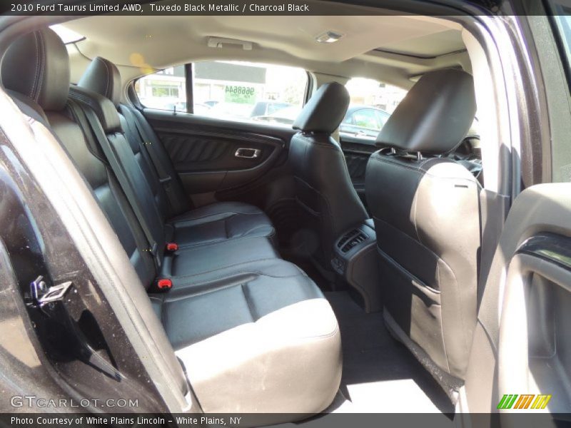 Tuxedo Black Metallic / Charcoal Black 2010 Ford Taurus Limited AWD