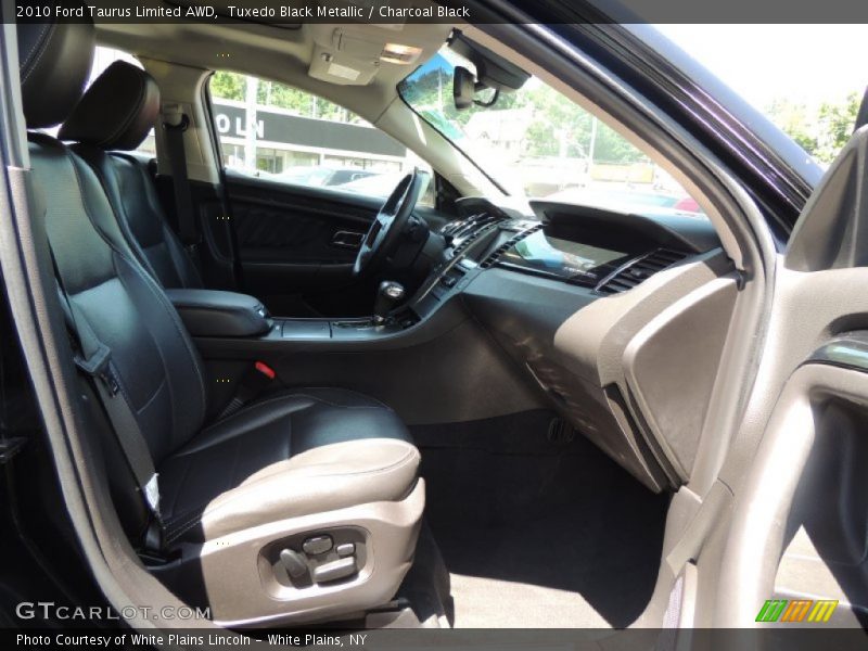 Tuxedo Black Metallic / Charcoal Black 2010 Ford Taurus Limited AWD