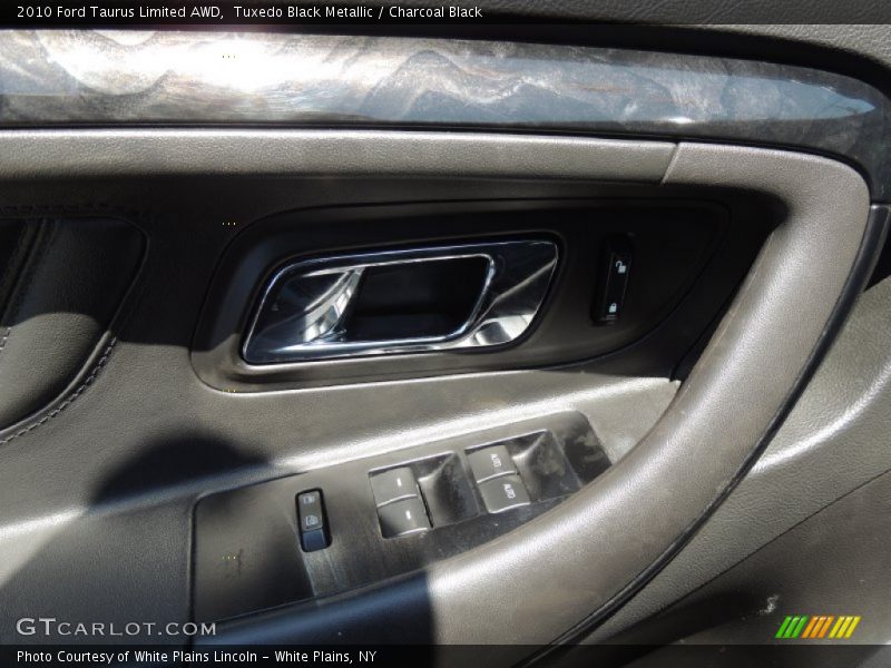 Tuxedo Black Metallic / Charcoal Black 2010 Ford Taurus Limited AWD
