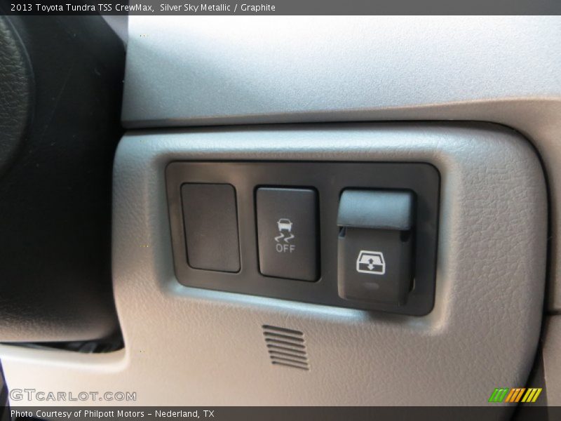 Silver Sky Metallic / Graphite 2013 Toyota Tundra TSS CrewMax