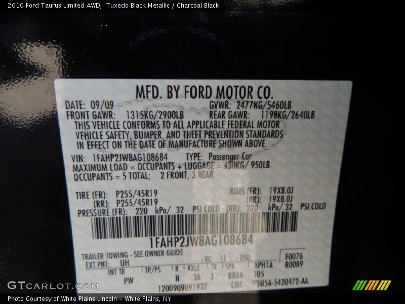 Tuxedo Black Metallic / Charcoal Black 2010 Ford Taurus Limited AWD