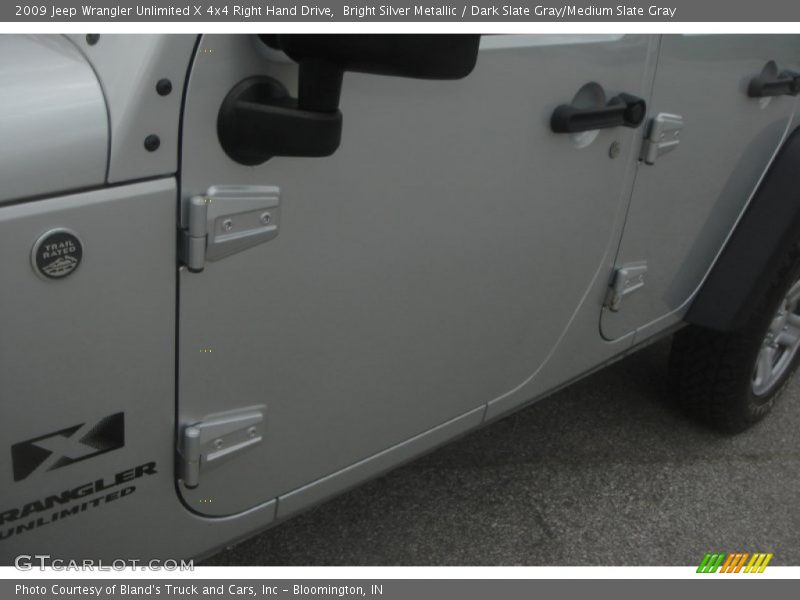 Bright Silver Metallic / Dark Slate Gray/Medium Slate Gray 2009 Jeep Wrangler Unlimited X 4x4 Right Hand Drive