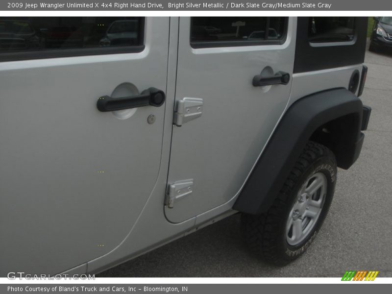 Bright Silver Metallic / Dark Slate Gray/Medium Slate Gray 2009 Jeep Wrangler Unlimited X 4x4 Right Hand Drive