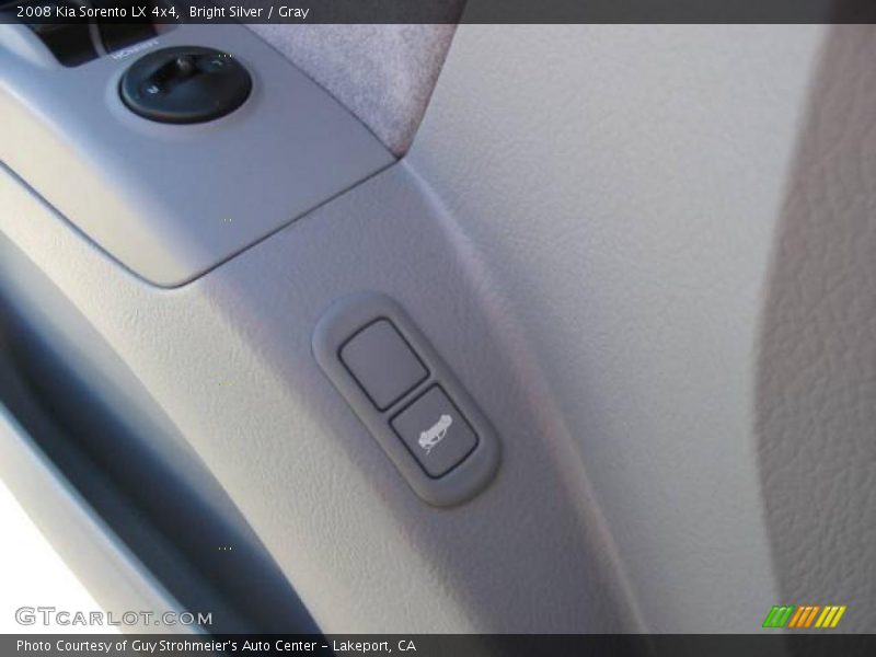 Bright Silver / Gray 2008 Kia Sorento LX 4x4