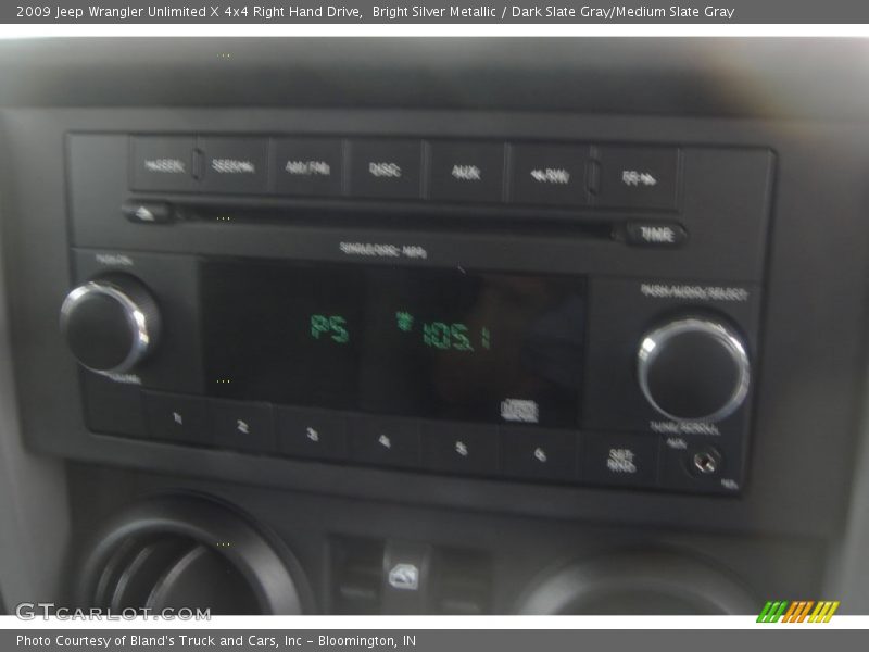 Bright Silver Metallic / Dark Slate Gray/Medium Slate Gray 2009 Jeep Wrangler Unlimited X 4x4 Right Hand Drive