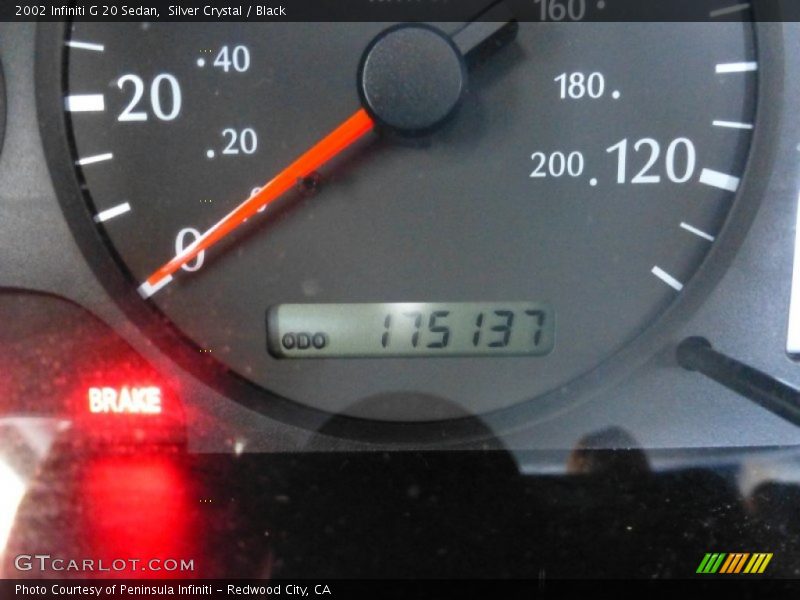 Silver Crystal / Black 2002 Infiniti G 20 Sedan