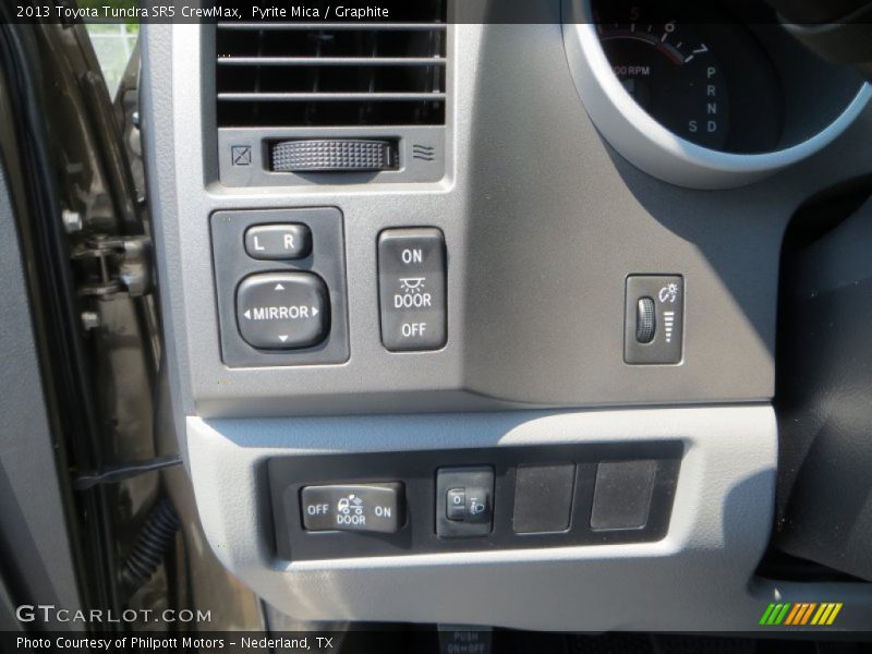 Pyrite Mica / Graphite 2013 Toyota Tundra SR5 CrewMax