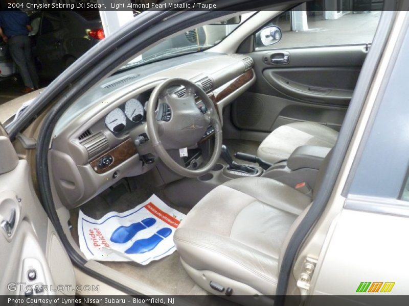 Light Almond Pearl Metallic / Taupe 2004 Chrysler Sebring LXi Sedan