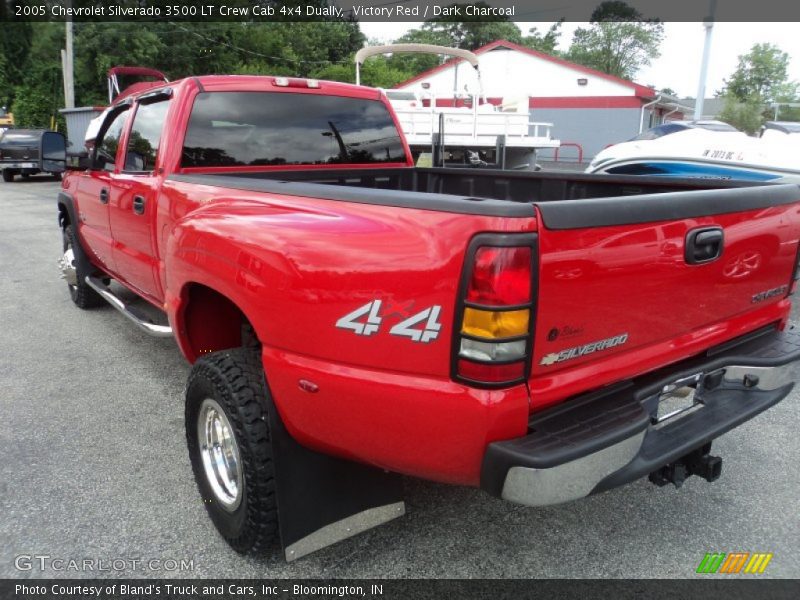 Victory Red / Dark Charcoal 2005 Chevrolet Silverado 3500 LT Crew Cab 4x4 Dually
