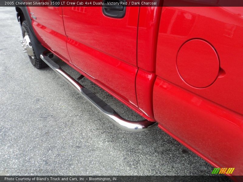 Victory Red / Dark Charcoal 2005 Chevrolet Silverado 3500 LT Crew Cab 4x4 Dually