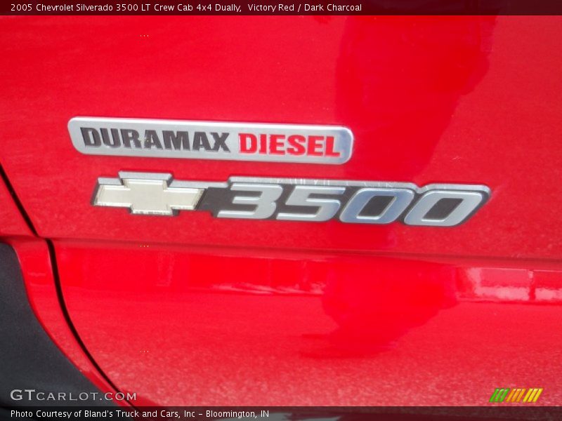 Victory Red / Dark Charcoal 2005 Chevrolet Silverado 3500 LT Crew Cab 4x4 Dually