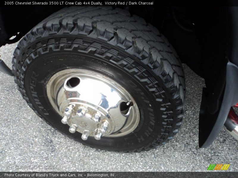 Victory Red / Dark Charcoal 2005 Chevrolet Silverado 3500 LT Crew Cab 4x4 Dually