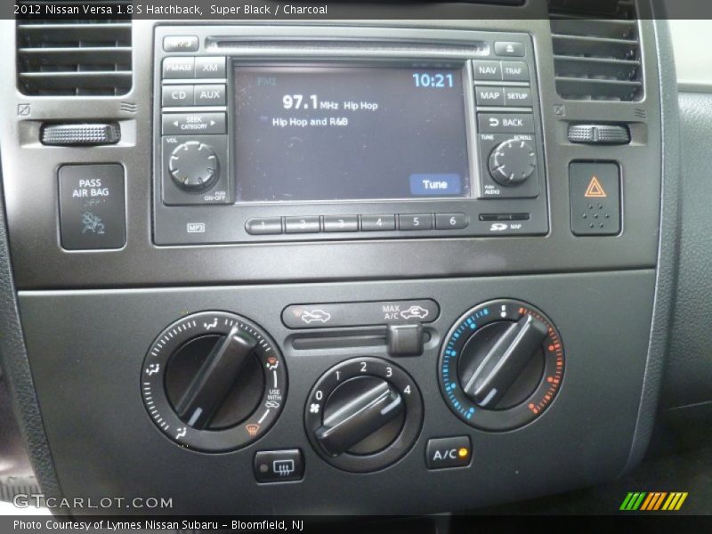Super Black / Charcoal 2012 Nissan Versa 1.8 S Hatchback