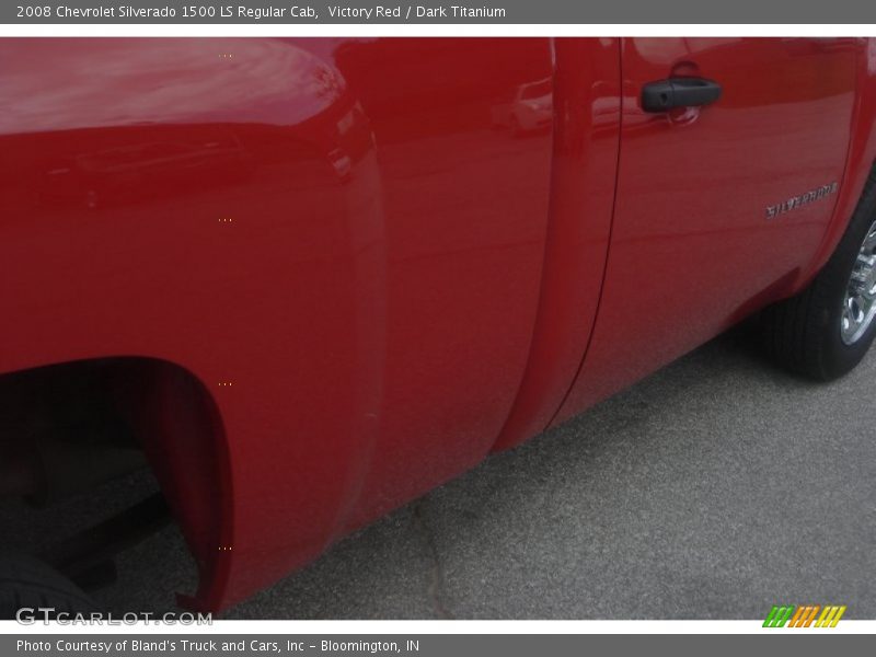 Victory Red / Dark Titanium 2008 Chevrolet Silverado 1500 LS Regular Cab