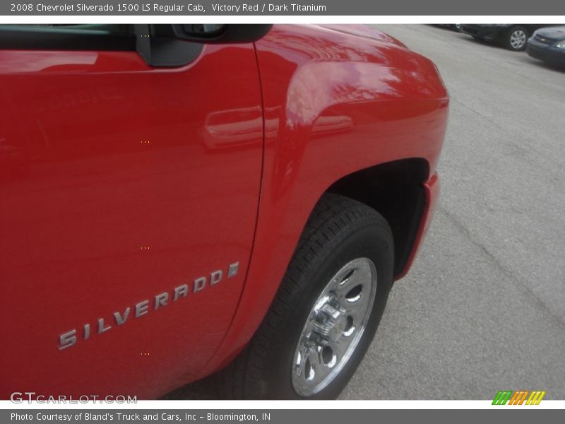 Victory Red / Dark Titanium 2008 Chevrolet Silverado 1500 LS Regular Cab