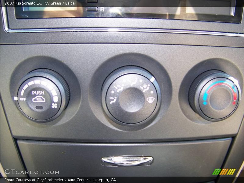 Ivy Green / Beige 2007 Kia Sorento LX