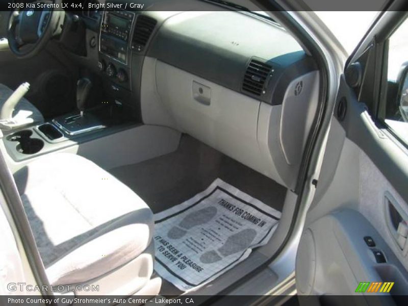 Bright Silver / Gray 2008 Kia Sorento LX 4x4