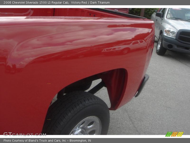 Victory Red / Dark Titanium 2008 Chevrolet Silverado 1500 LS Regular Cab