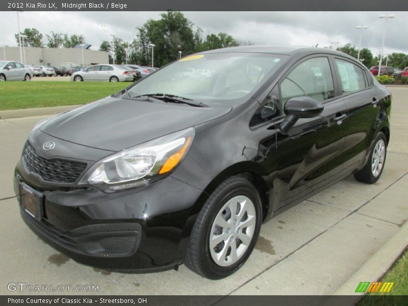 Front 3/4 View of 2012 Rio LX