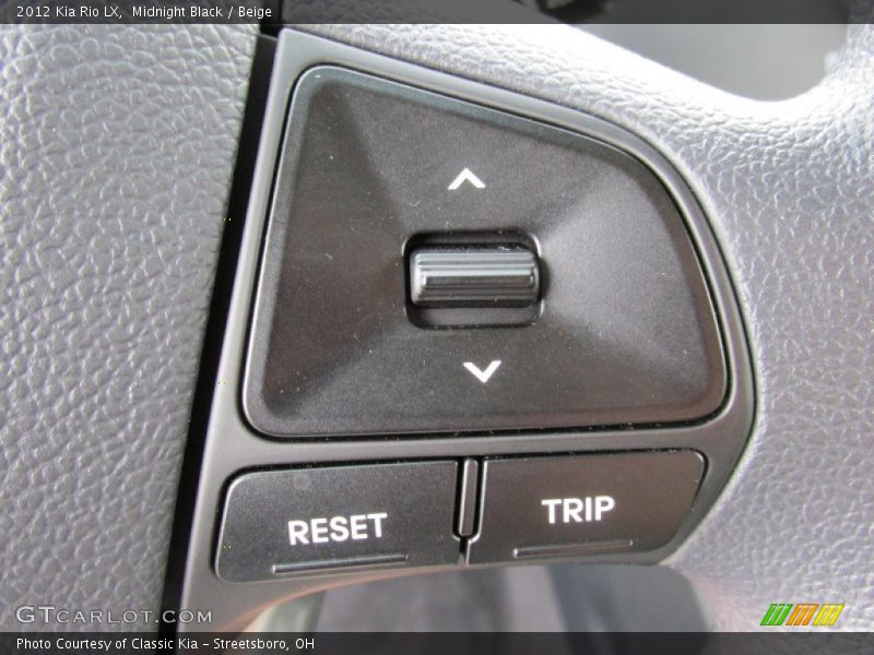 Controls of 2012 Rio LX