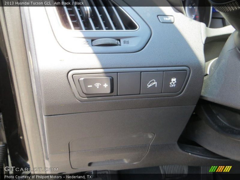 Ash Black / Black 2013 Hyundai Tucson GLS