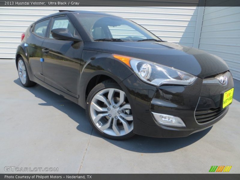 Ultra Black / Gray 2013 Hyundai Veloster